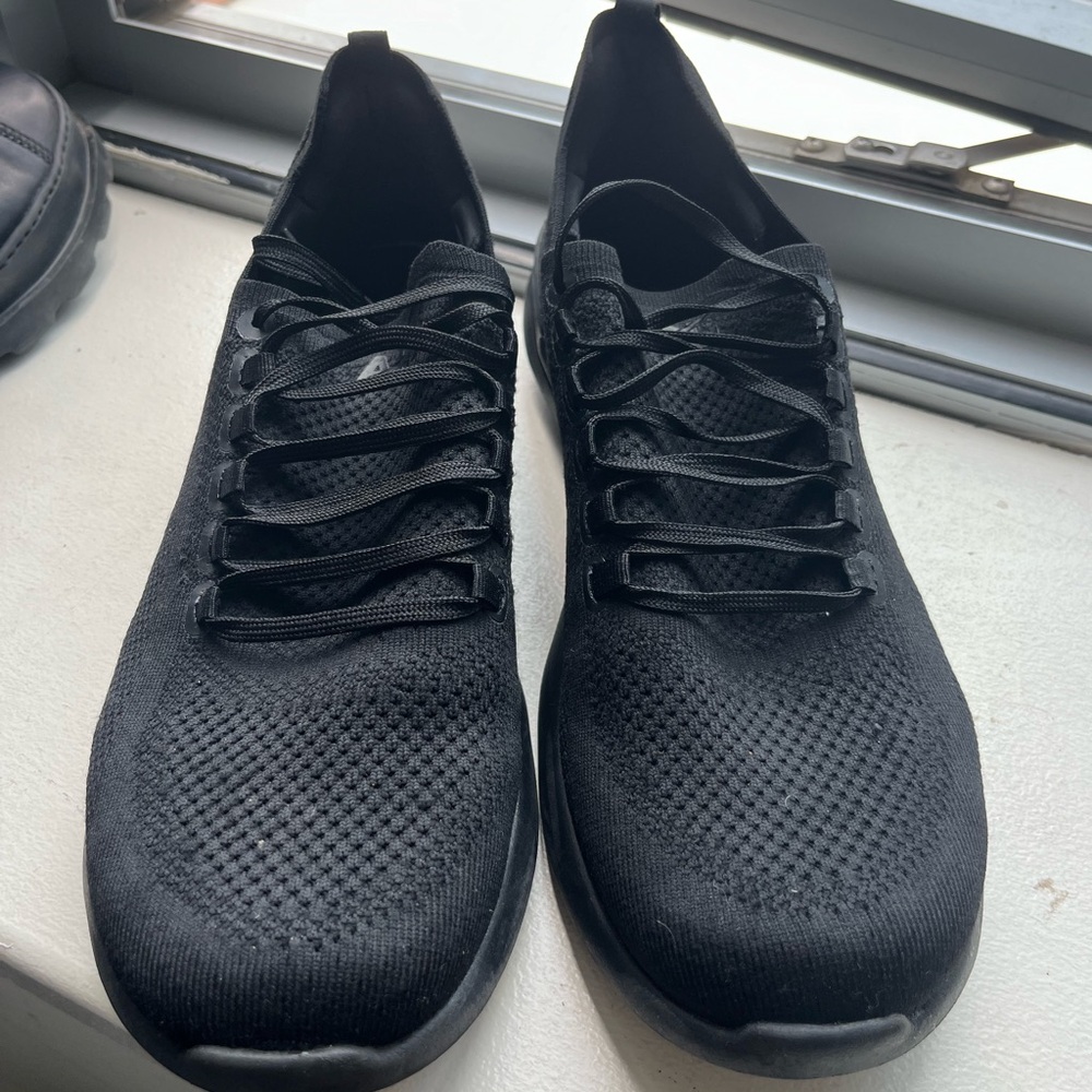 APL Black Athletic Shoes